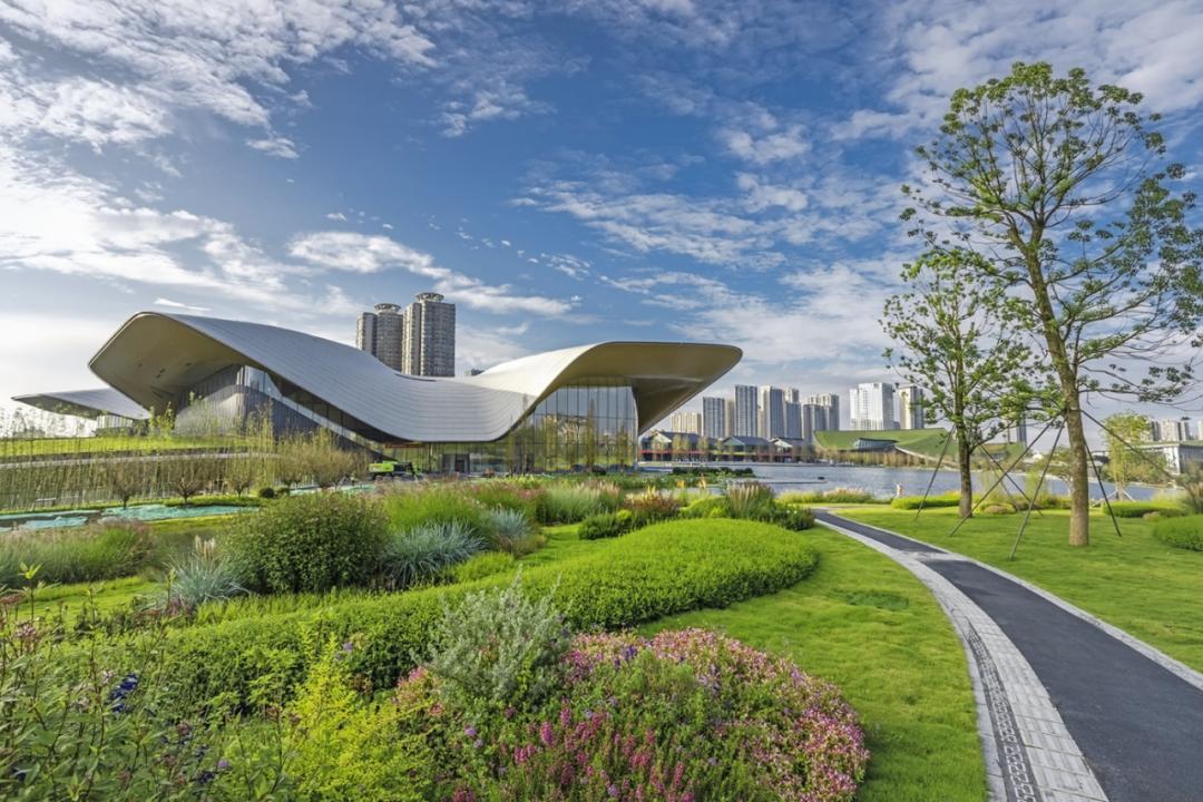 8月出游去哪儿？20条精品旅游线路带你畅享假日活力