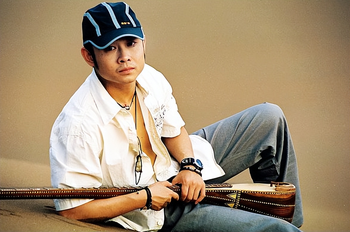 歌词毫无逻辑的歌,歌词不符合实际的歌