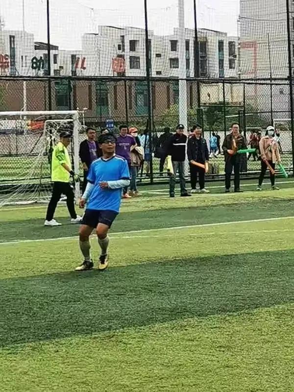 机关队施巧计以逸待劳门前杀千里奔无力回天