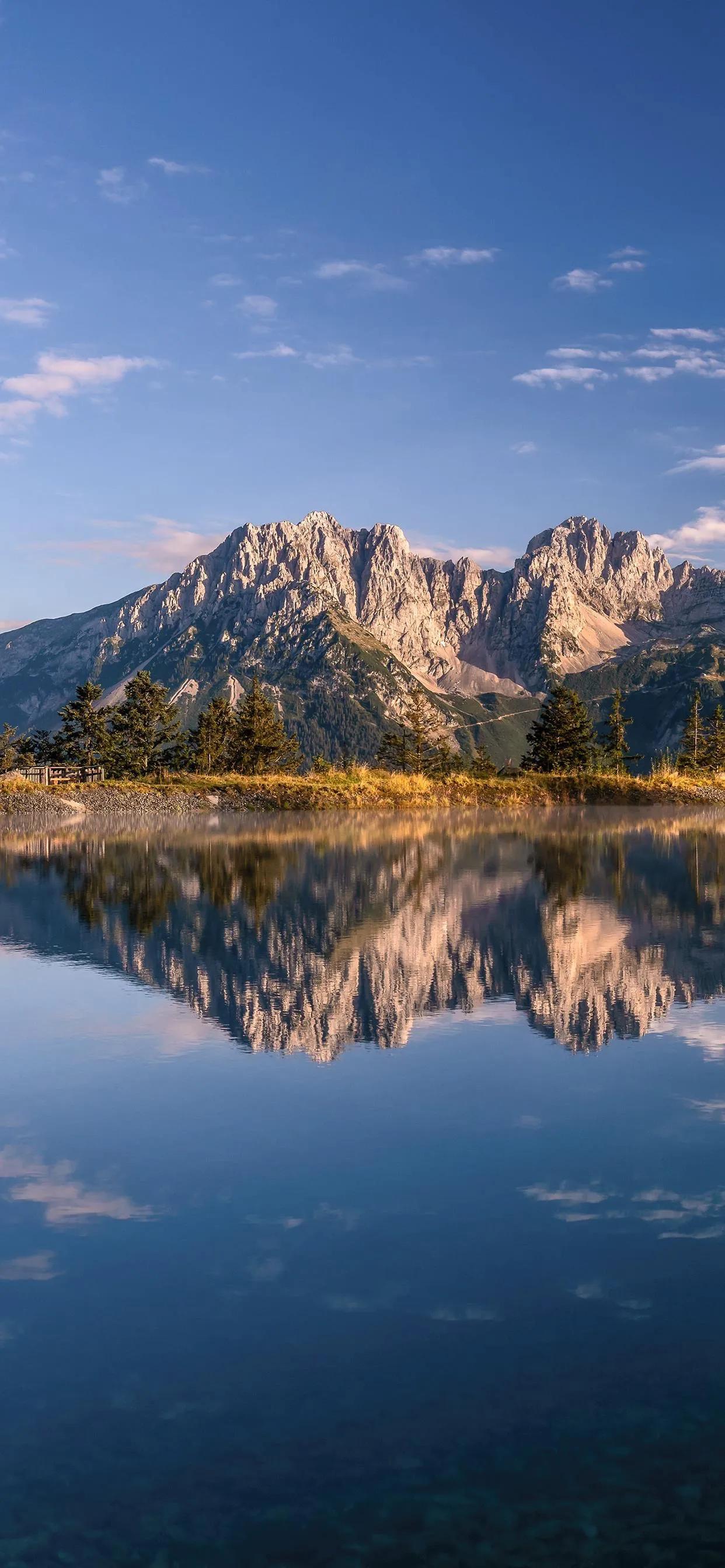 发了那么多手机壁纸，还是觉得大海的壁纸好看