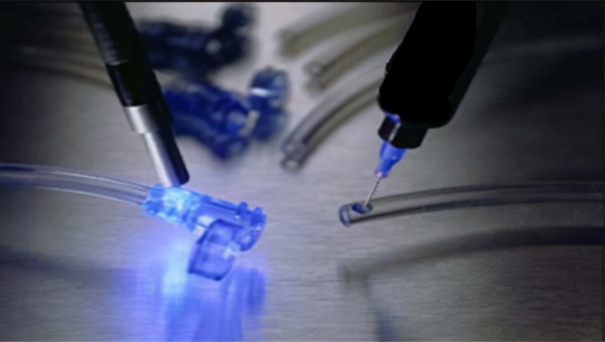 强光led灯能固化uv胶吗,强光手电如何改为紫外线固化灯