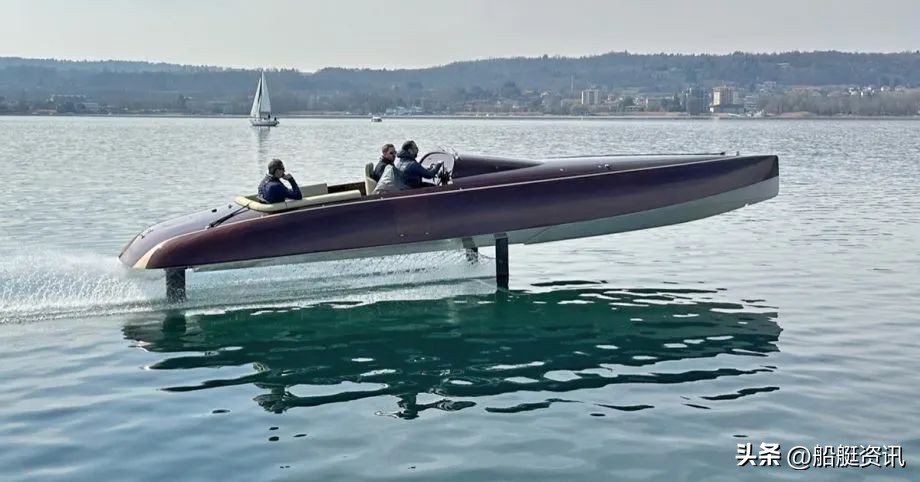 经典融合现代技术!SpiritYachts首艘木制电动水翼艇下水