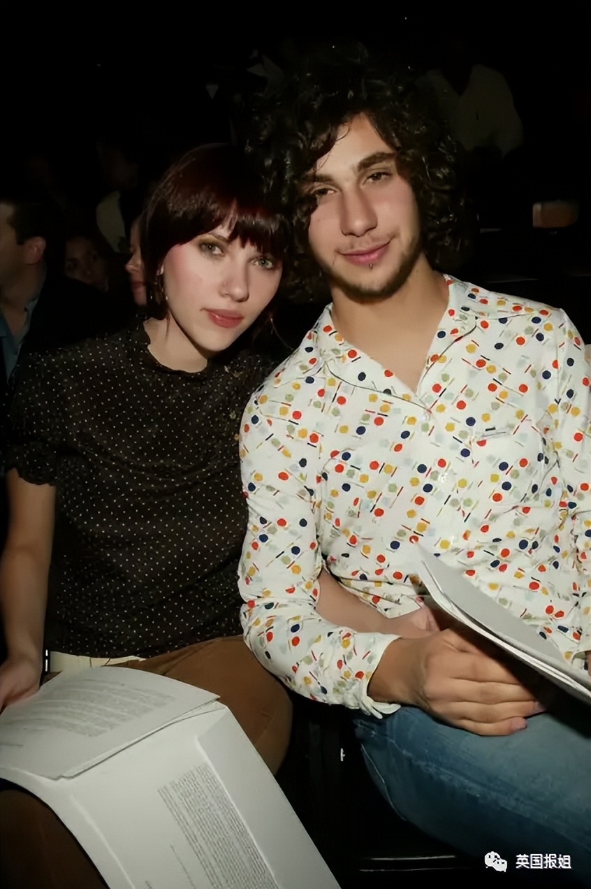 霉霉演唱会美国小姐开场自我介绍,霉霉与打雷姐现身超级碗