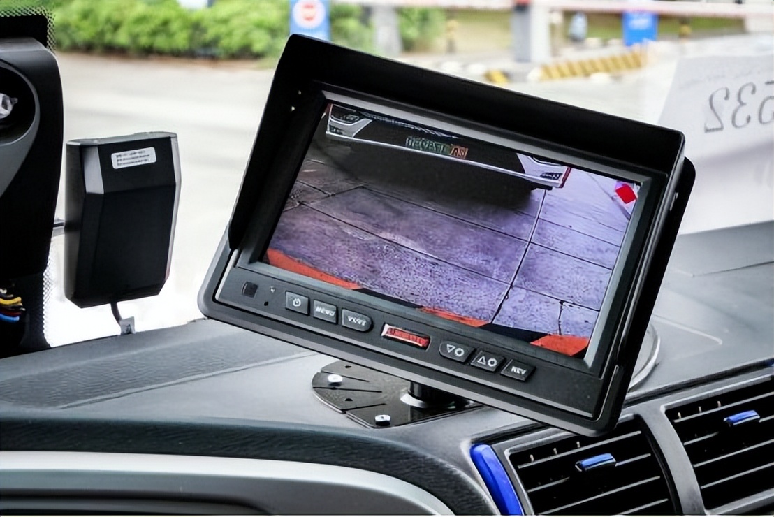 欧曼车配什么车桥,欧曼新车自卸车底盘