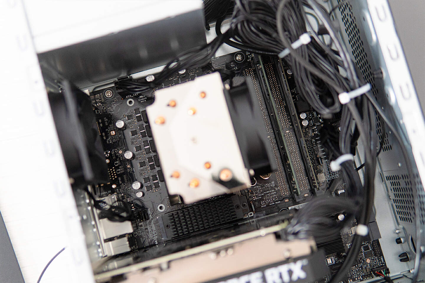 华硕天选2rtx3050游戏测评,华硕天选x2023教程