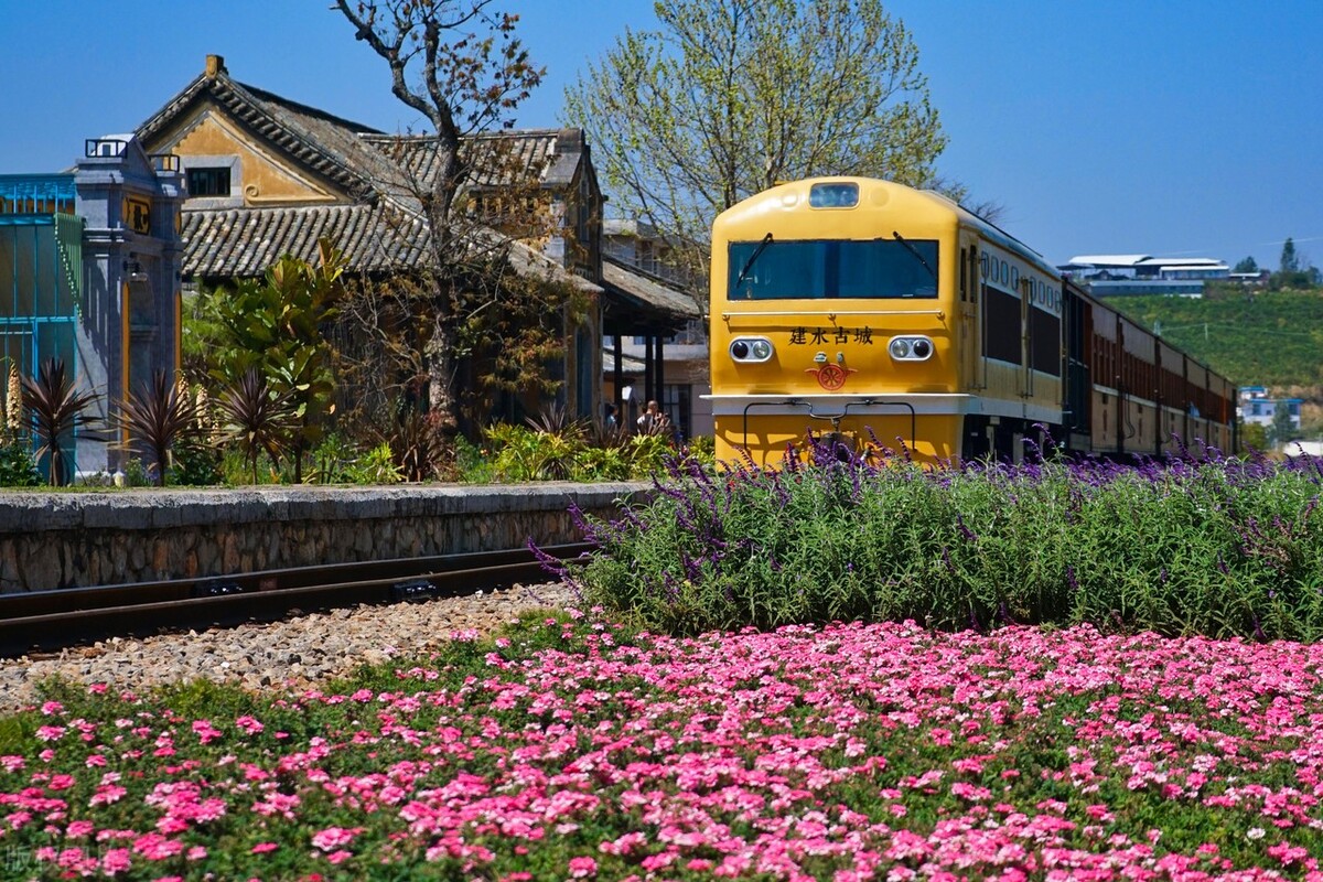 云南旅居一个月住哪合适风景最好,云南宜居的三四线小城