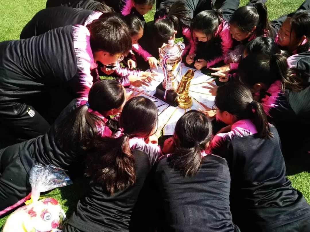 瓒崇悆濂冲姝︽眽,骞垮窞浣撹偛瀛﹂櫌瓒崇悆濂冲