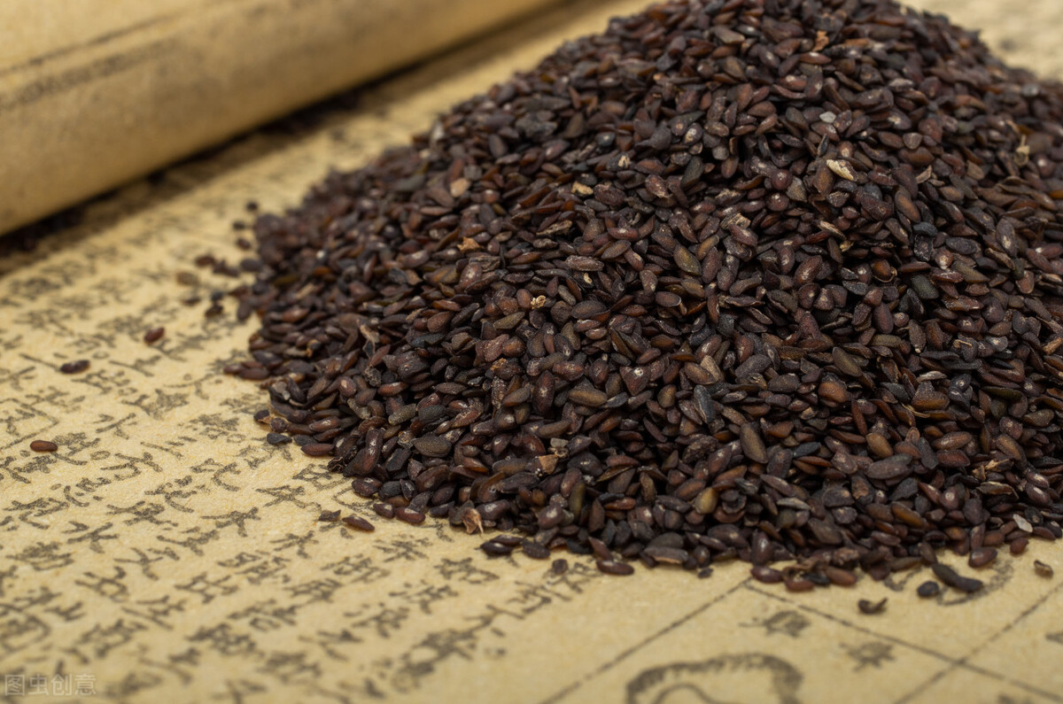 打了篮球尿结石疼,小伙打篮球肾出血