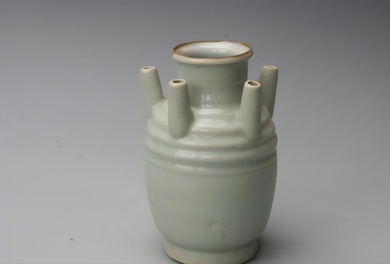 龙泉窑的釉色,宋代龙泉窑瓷器器型釉色特点图片