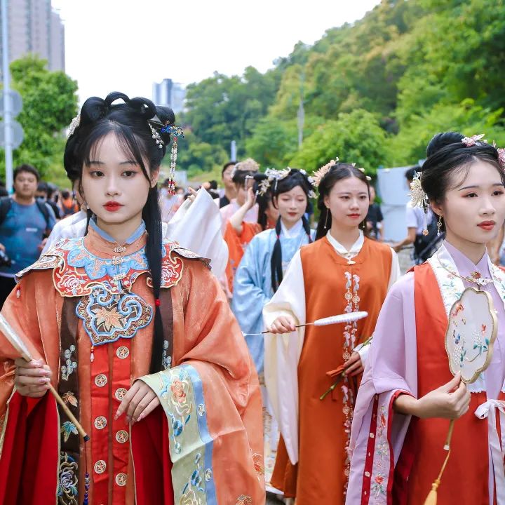 赛龙舟迎端午唐圩龙舟激情澎湃,赛龙舟迎端午江口龙舟赛