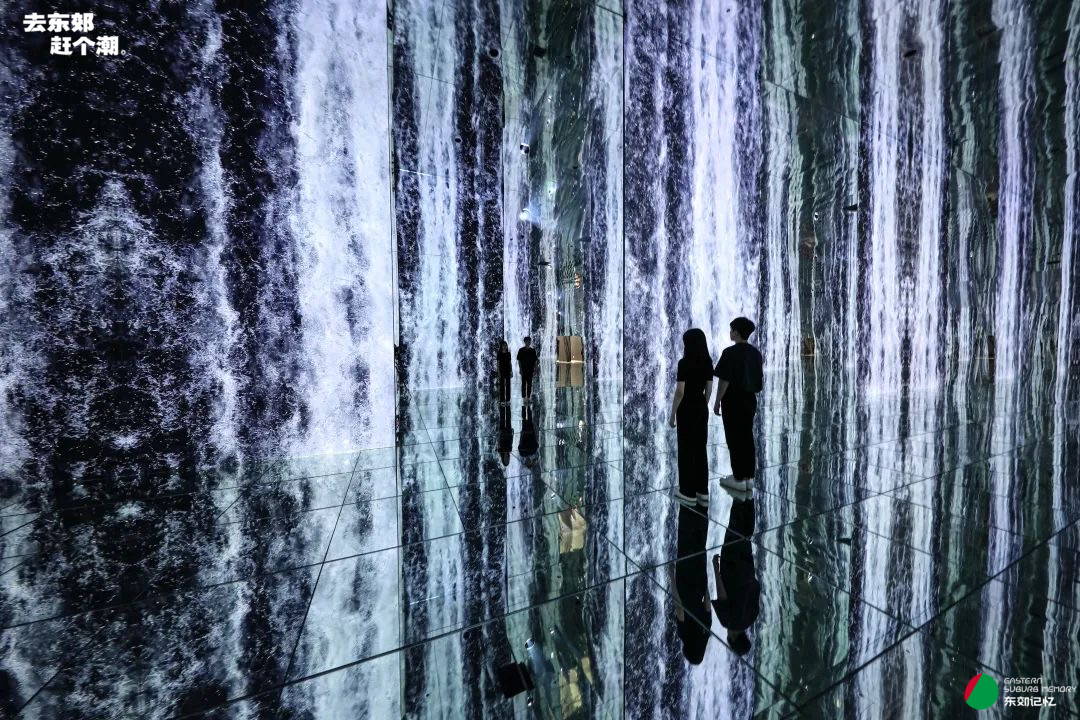 这场万人赶潮盛会,泰酷辣!