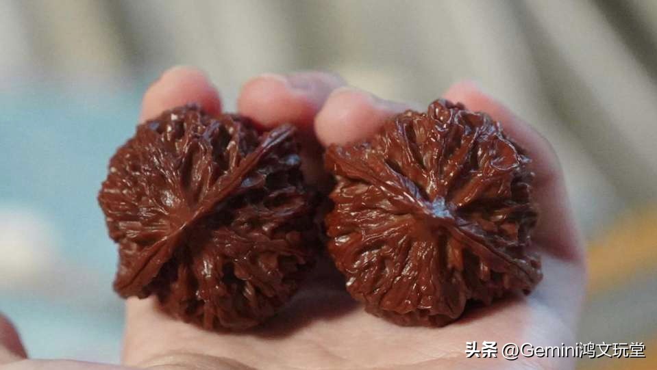 新入手的龙纹桃核手串怎么盘玩,桃核如何盘玩最好