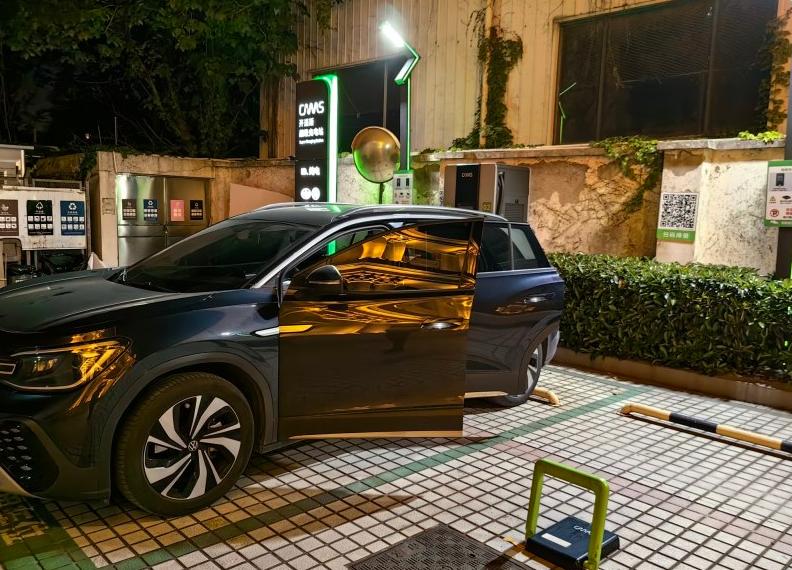 ID.6延续了ID家族的统一设计