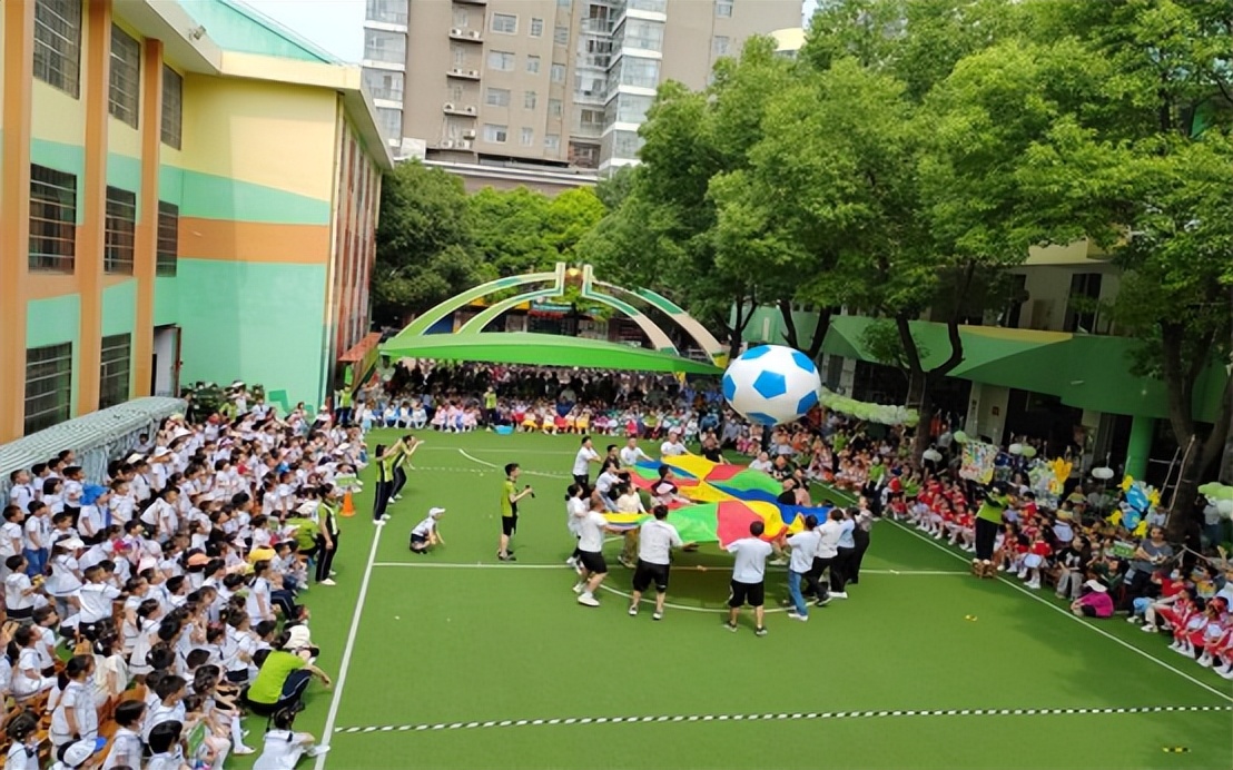 悦动澧幼足够精彩--澧县澧州幼儿园小中班组庆六一足球嘉年华活动