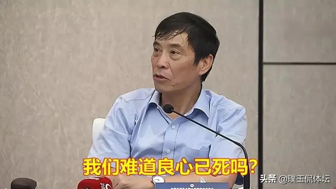 到底怎么样才能拯救中国足球,谁能拯救中国足球的未来