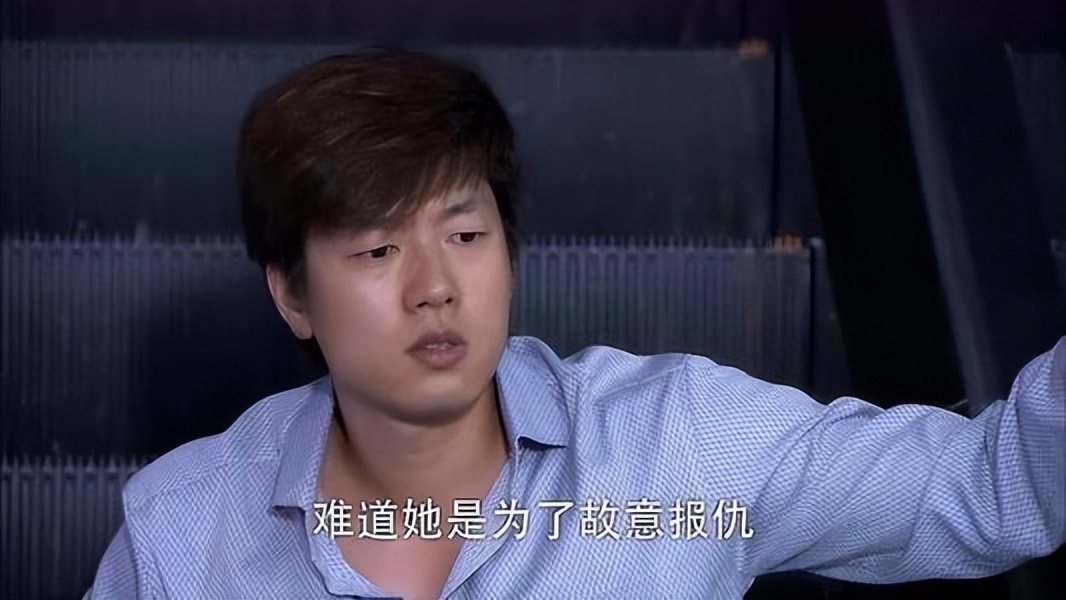 毁三观的婚外情事件,原配和出轨男一起对付小三