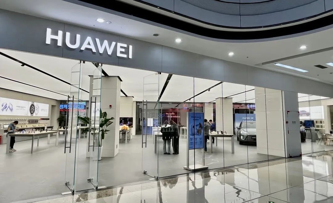 万达杨德富,万达商管董事长