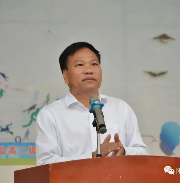 阳春市第一中学举办第十六届体育节，4500多名运动员参加