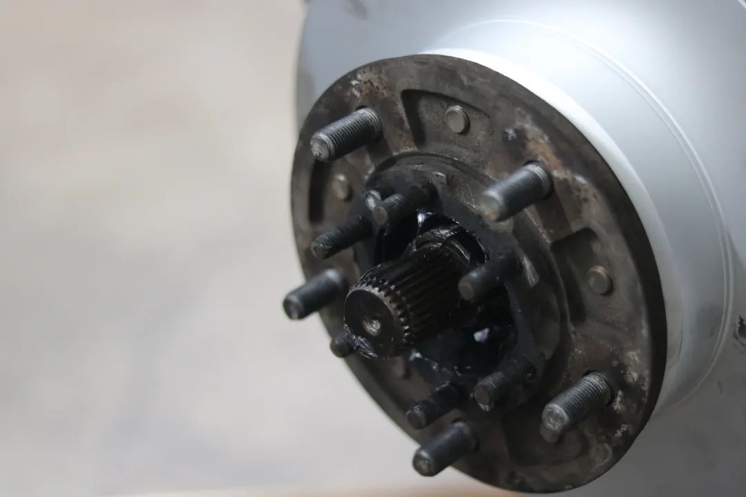 陆巡lc100中控台翻新视频,陆巡lc100内饰翻新