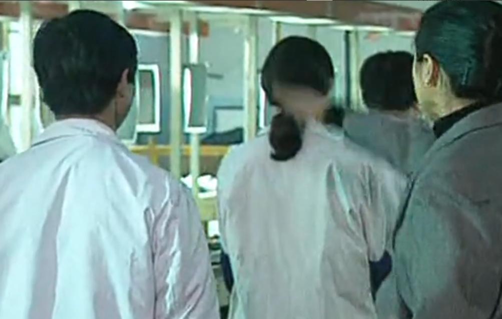 1995年韩国女老板下跪,河南小伙拒绝女老板