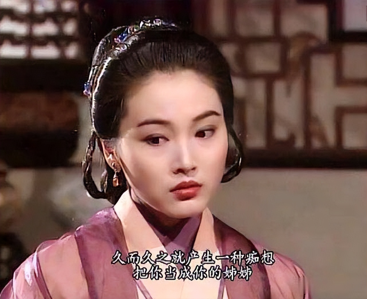 张延：TVB训练班出身，因《粉红女郎》名声大噪，如今安心演长辈