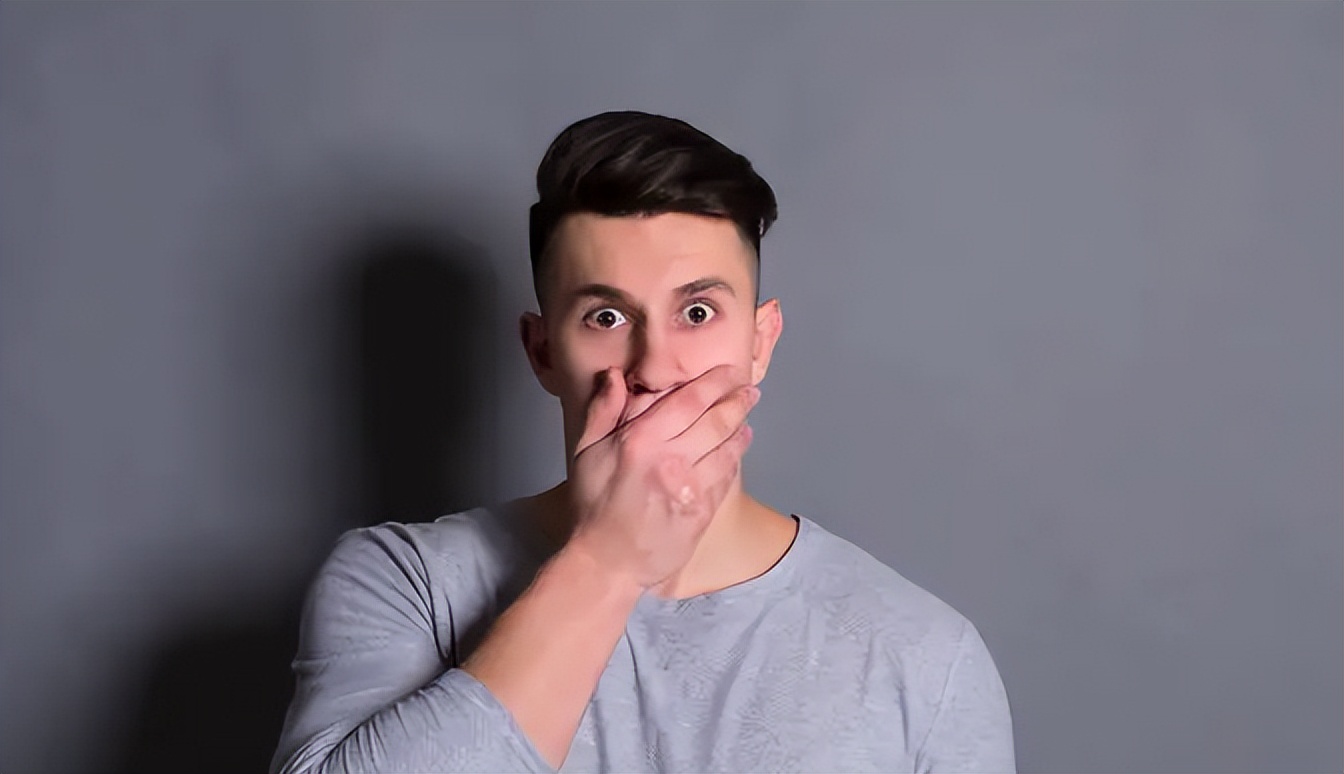 连花清瘟胶囊和颗粒成分有区别啊 (连花清瘟是买颗粒还是买胶囊好)