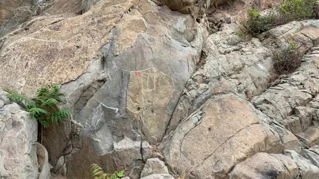 你一定去过许多迷人或神奇的地方,中国境内最值得去的三个地方