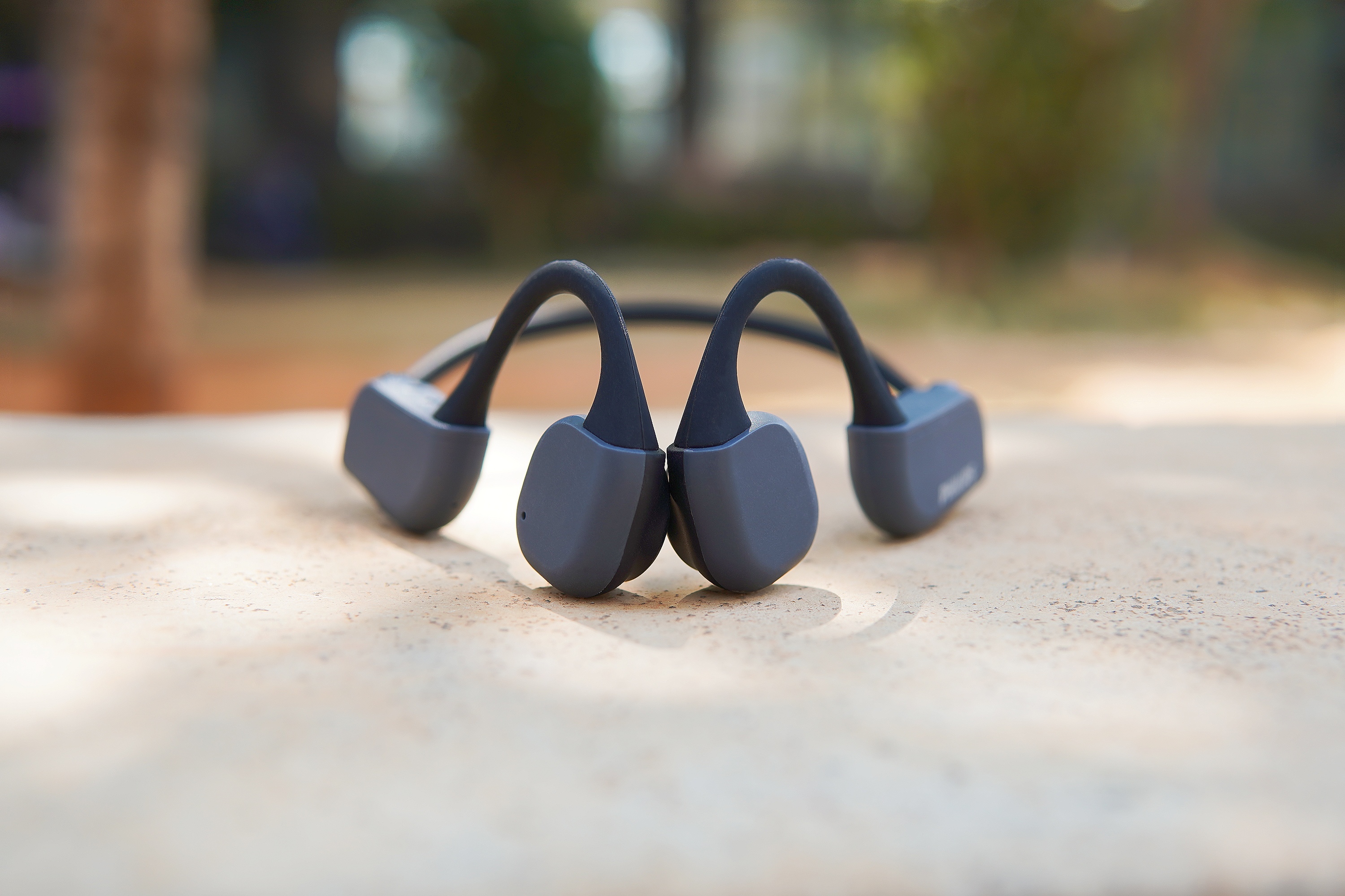 飞利浦骨传导耳机a6606和a7607,philips飞利浦骨传导蓝牙耳机taa6606