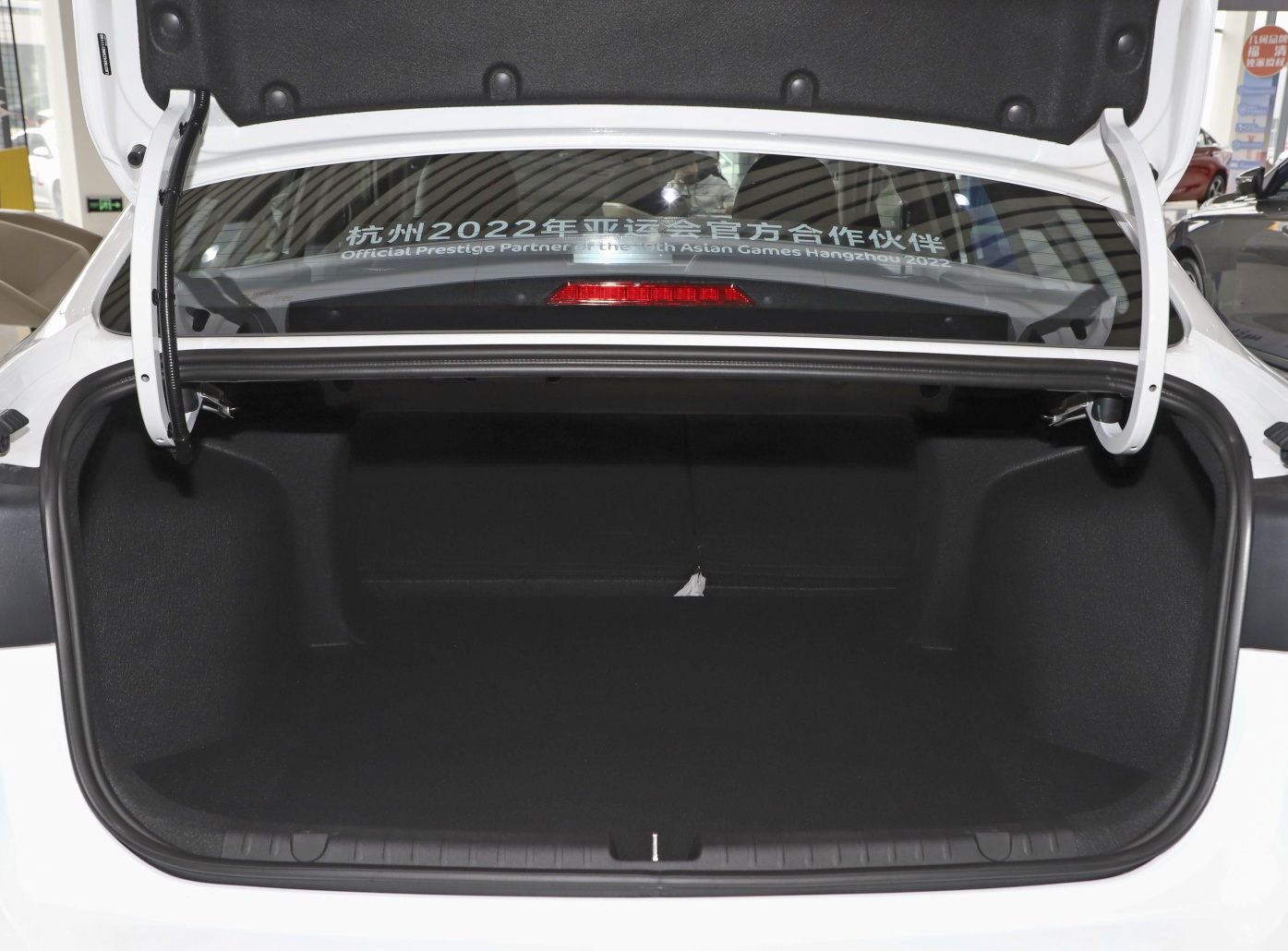 吉利帝豪1.5lcvt豪华型全款,吉利帝豪1.5lcvt精英型多少钱