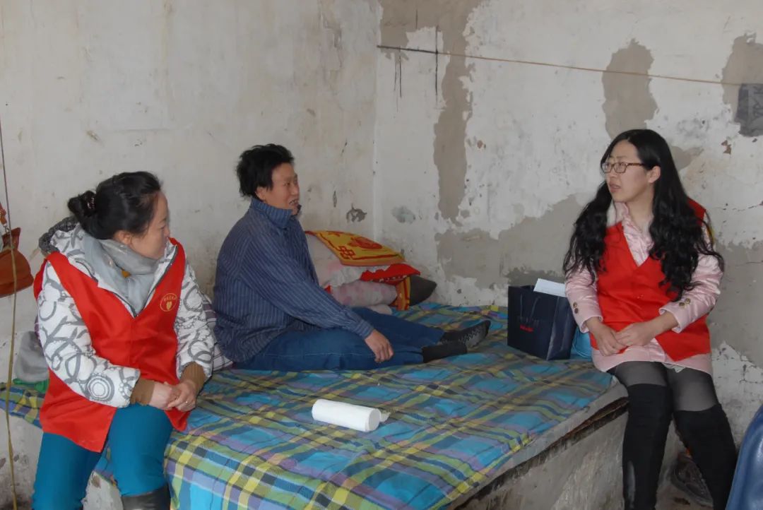 哈森高娃照片,哈森高娃的书法作品