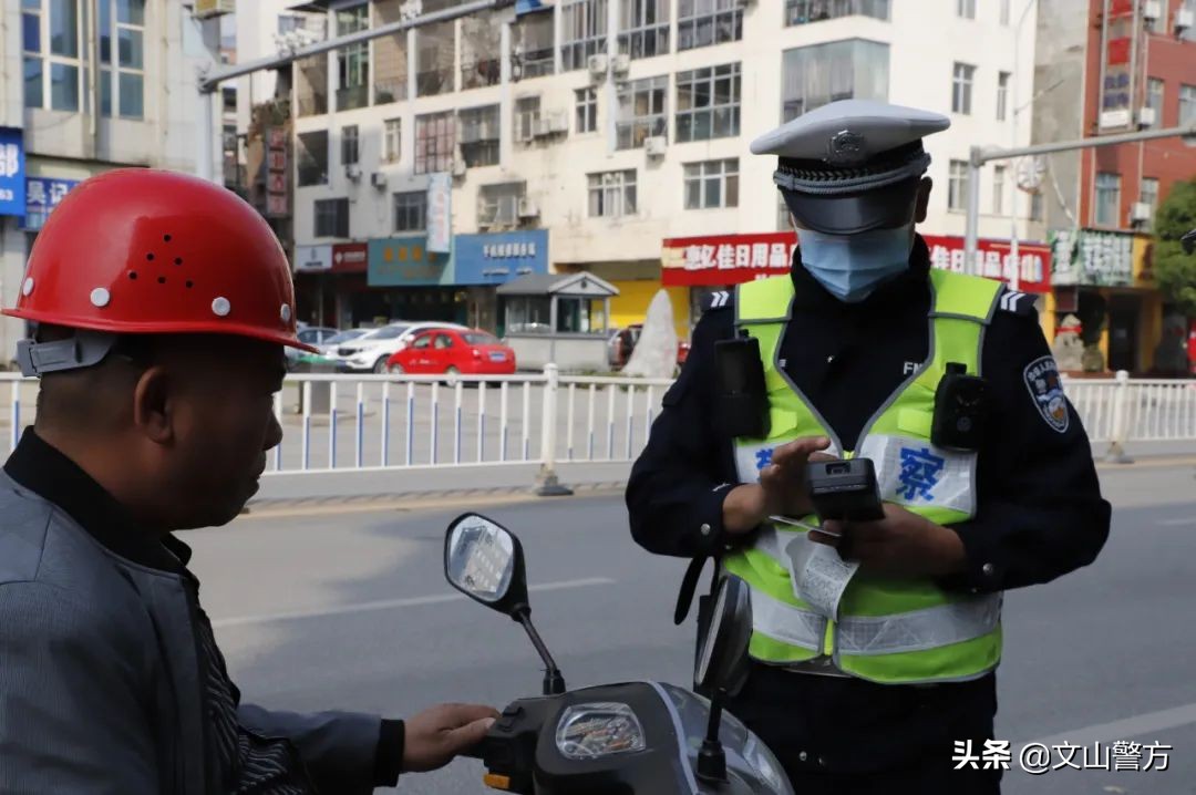 五一平安不打烊节日我在岗,五一在岗用我们的青春守护平安