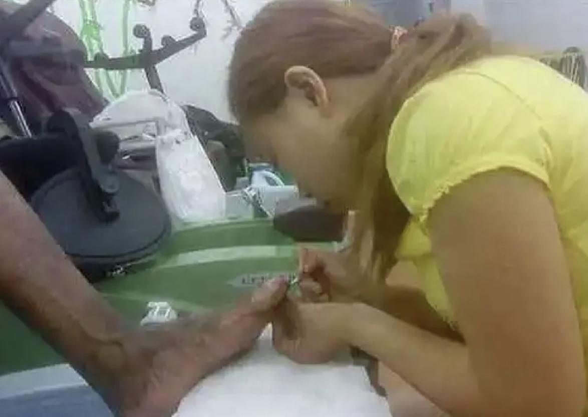 凤姐网红黑历史,凤姐贫困经历