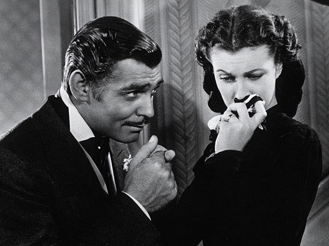 从道具物走向总体装置,什么是电影中的“新物质性”与装置艺术?