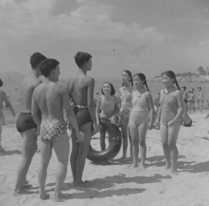 老电影小足球队完整版,电影小足球队1965