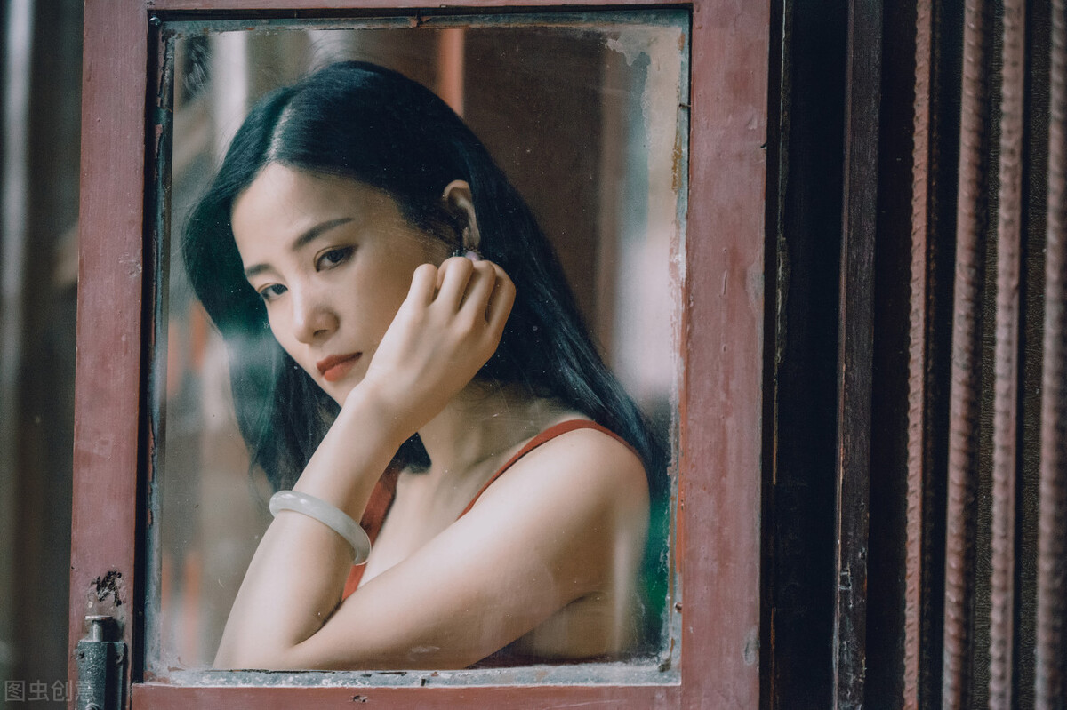 九月下旬，风生水起，扶摇直上，生意兴隆、财源广进