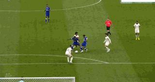 利雅得c罗错失绝杀,韩媒怒斥c罗锁喉抱摔