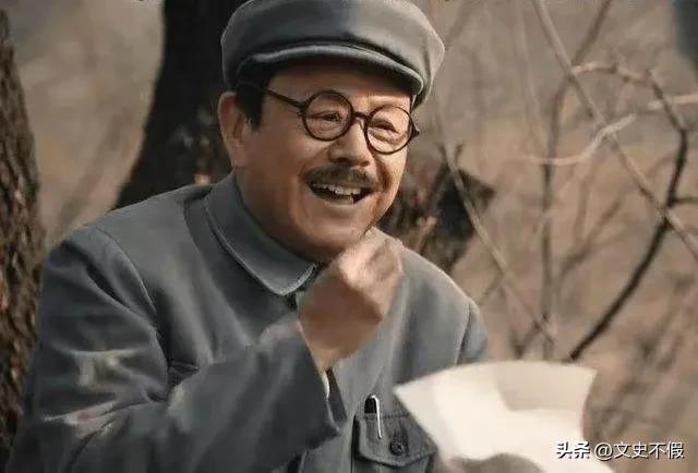 任弼时在七大全票当选中央委员和“五大书记”，建国第二年却早逝