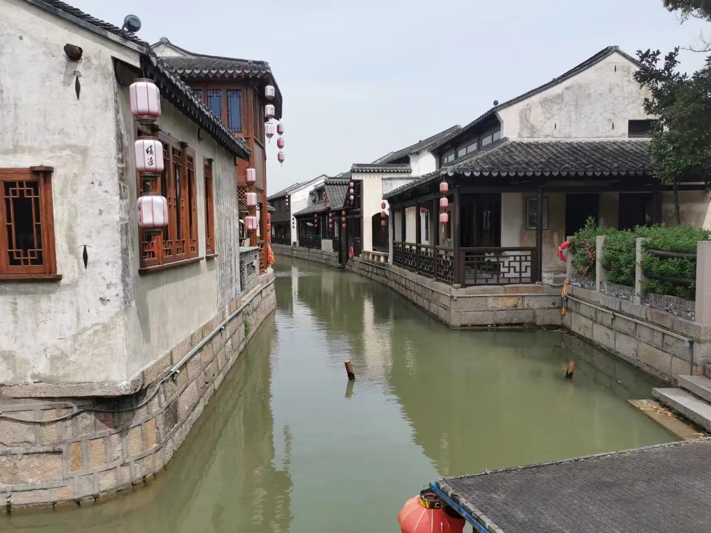 寰愬窞鍒伴噸搴嗗叚鏃ユ父,浠庡緪宸炲幓鏃犻敗鏃呮父