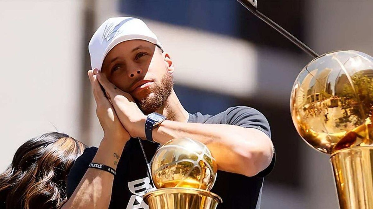 美媒列7位现役巨星,美媒评现役十大球星