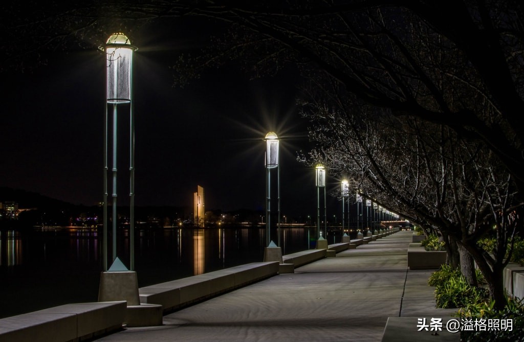 小区道路应急照明,小区公共区域照明灯的布置