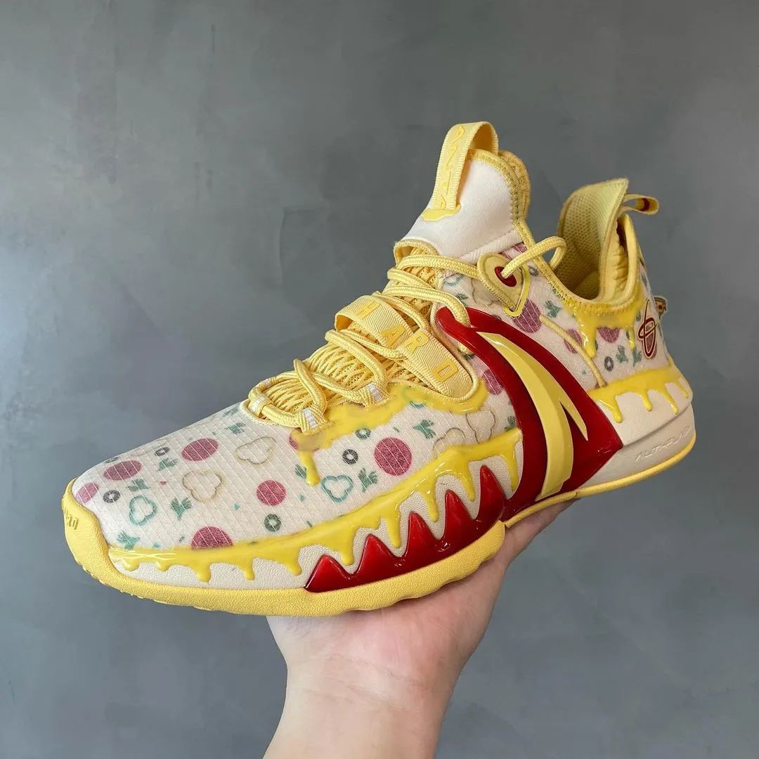 安踏狂潮四新年配色,安踏狂潮四配色上脚