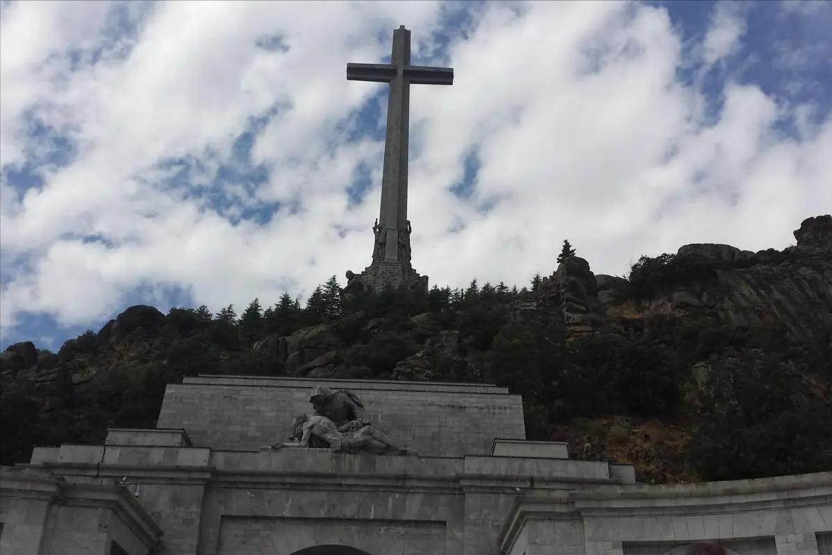 圣彼得堡遇难者的视频,普里戈人在圣彼得堡下葬