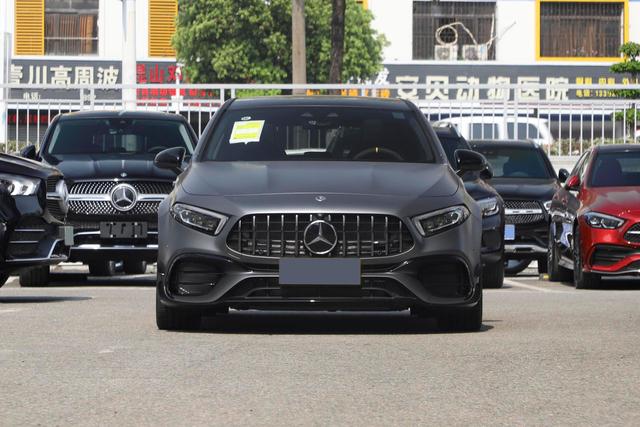 奔驰也“低调”？新款A45申报，百公里加速3.9秒，这款2.0T不一般