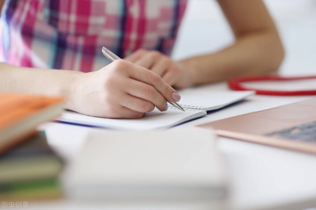 2022中考作文必背范文半命题,2022中考满分作文范文必背有趣