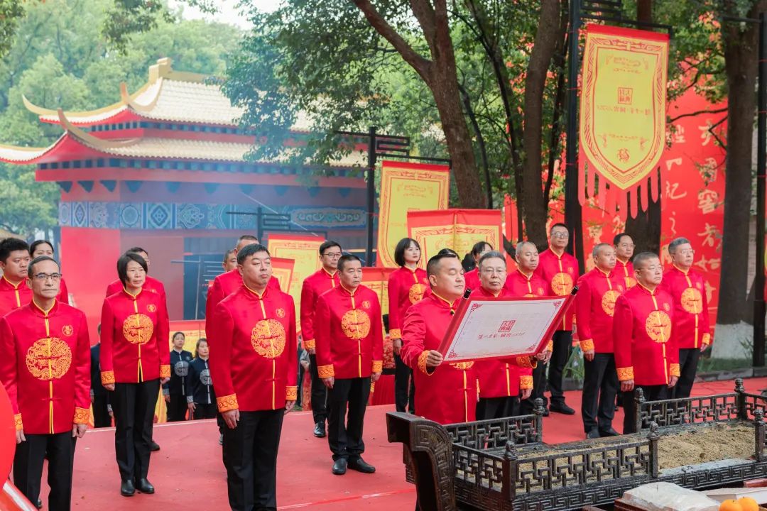 泸州老窖宣布推出国窖派国窖1573,泸州老窖国窖1573封藏定制壹号