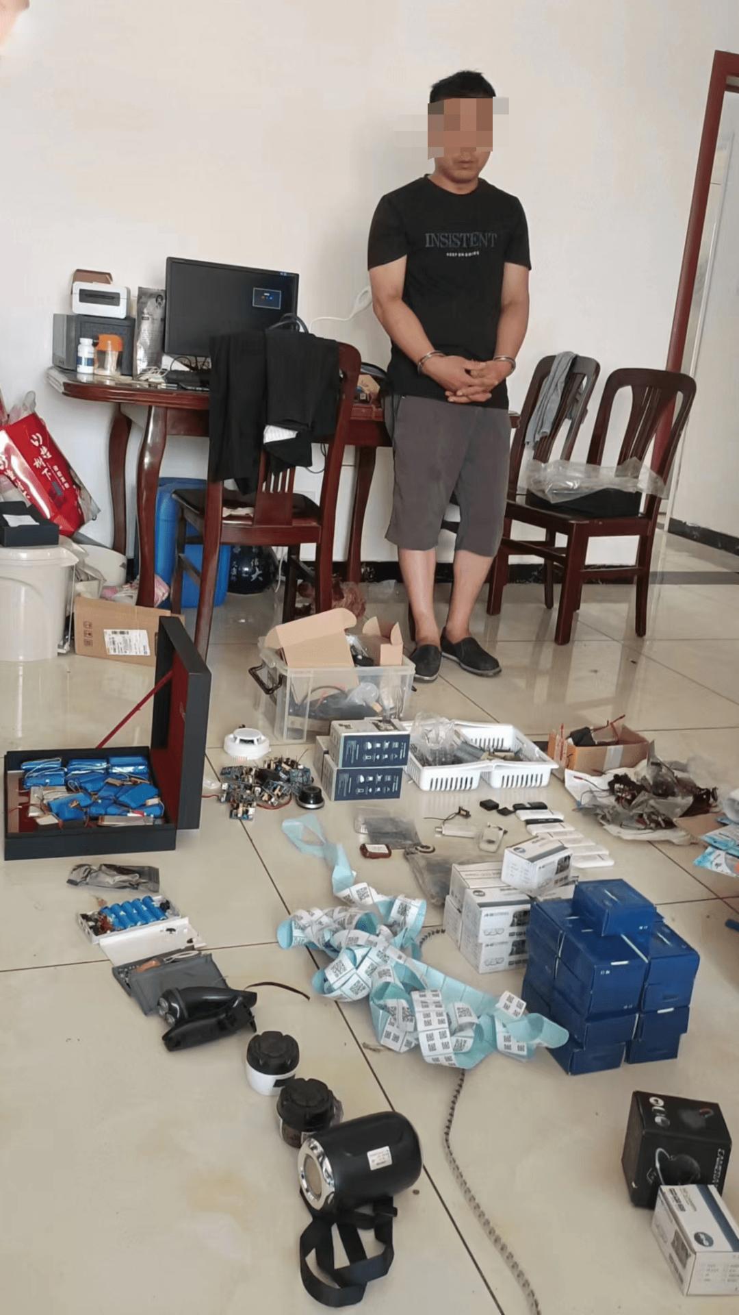 卸去伪装,卸去眼中的伪装