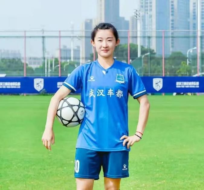 中国女足时隔16年重夺亚洲杯冠军,中国女足亚洲杯夺冠功臣