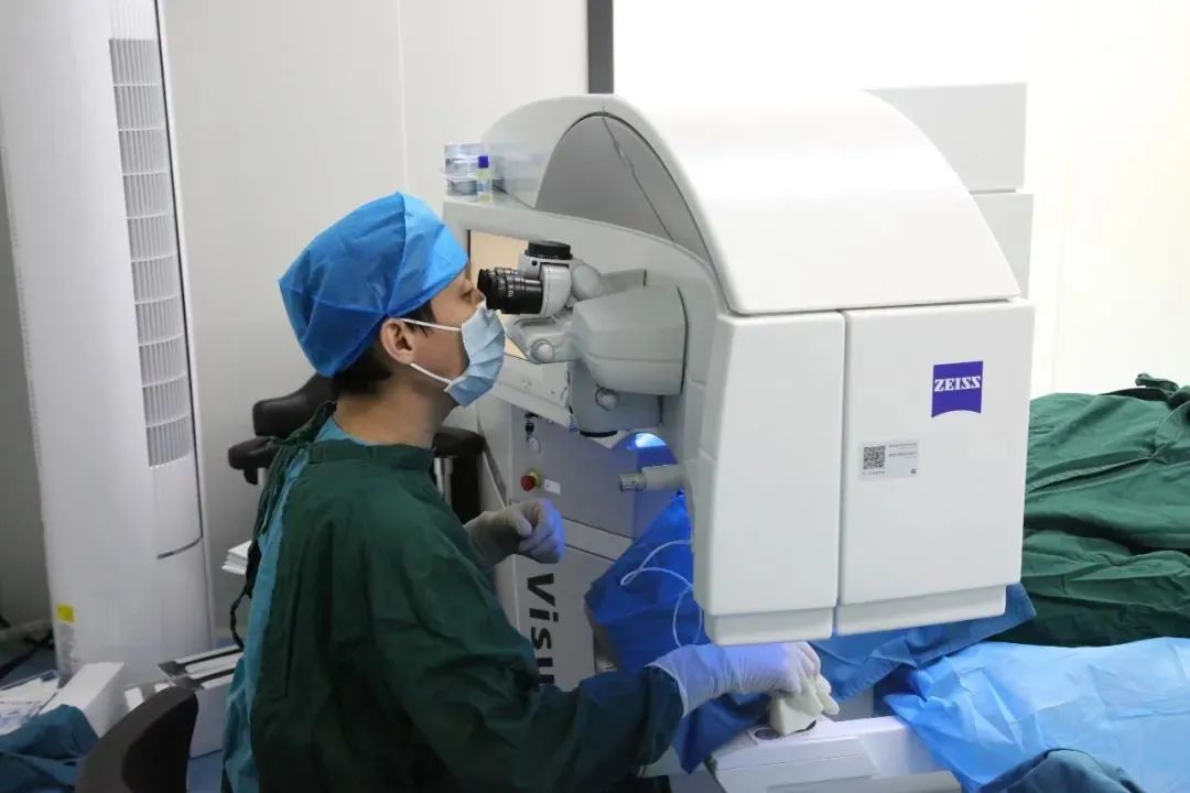 南阳南石医院近视眼手术价格表,南阳南石医院近视激光手术多少钱