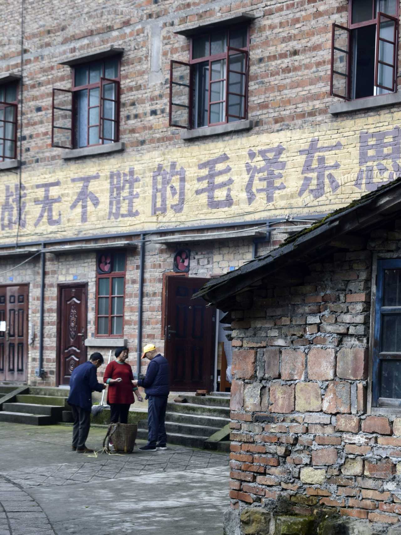 乐山异国风情打卡新去处,乐山游玩攻略及人文风情