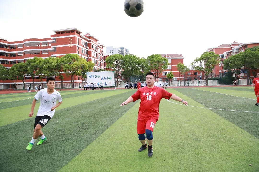校园足球友谊赛高中,两市学校校级足球友谊赛